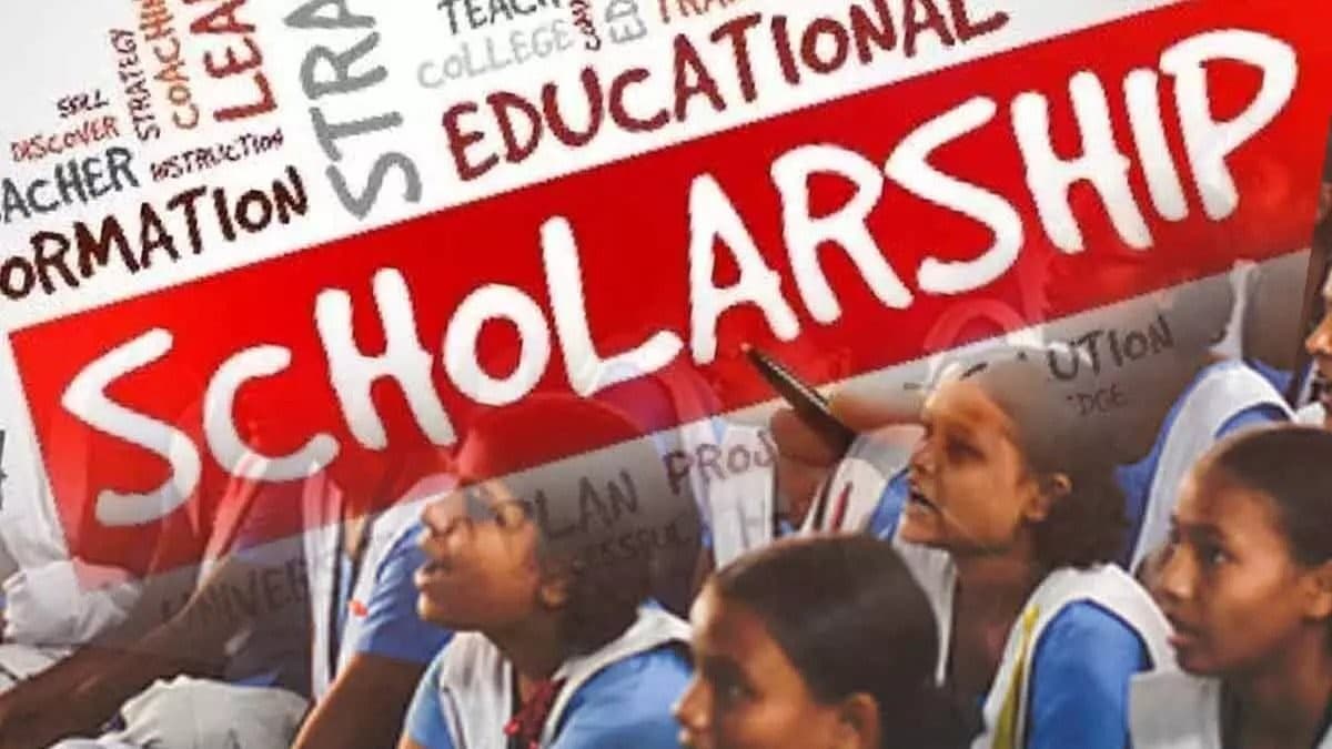 UP: पहली बार सफाई कर्मियों के बच्चों को मिलेगी स्कॉलरशिप, 25 लाख SC-ST विद्यार्थियों की छात्रवृत्ति में इजाफा