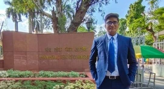 BPSC में टॉप करने वाले पटना के ओम प्रकाश गुप्ता ने अब UPSC किया क्रैक, पिता चलाते हैं किराना स्टोर