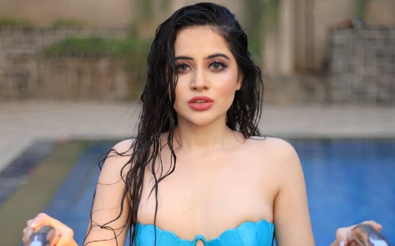 Urfi Javed: क्लब में जमकर डांस करती दिखी उर्फी जावेद, ब्रालेट टॉप में एक्ट्रेस का दिखा बोल्ड अवतार