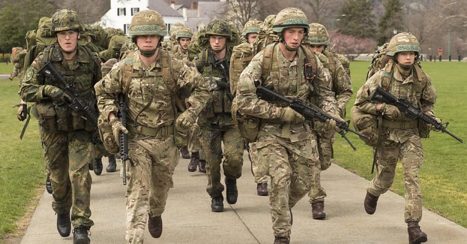 चीन की तानाशाही पर लगेगा ब्रेक, एशिया में तैनात होगी अमेरिकी सेना, LAC पर तनाव के बीच बड़ी खबर