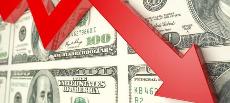 पेट्रो डॉलर की कमजोरी के मायने