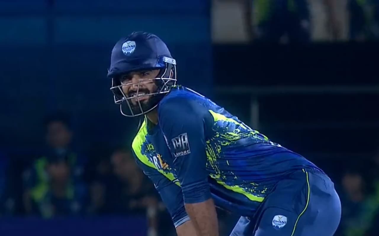 Viral Video: ‘छक्के पर छक्के...’ पाकिस्तान के इस बल्लेबाज ने बल्ले से मचाया कोहराम, 1 ओवर में जड़ दिए 34 रन