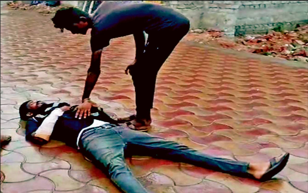 VIDEO: धनतेरस पर हस्त नक्षत्र में खरीदारी करना बहुत शुभ, जानें दीपोत्सव से जुड़ी बातें