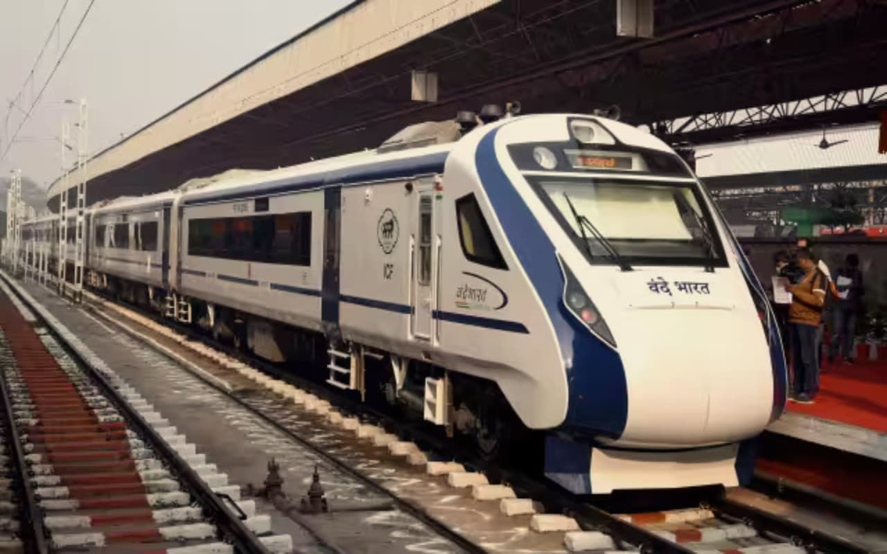 Vande Bharat Train: देश को एकसाथ मिली 5 वंदे भारत ट्रेन, भोपाल से पीएम मोदी ने दिखाई हरी झंडी