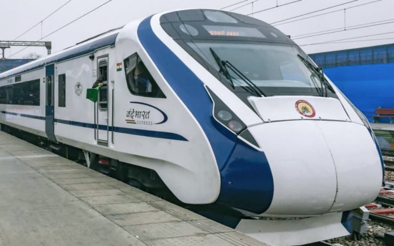Vande Bharat Train: पीएम मोदी आज रांची-पटना वंदे भारत को दिखाएंगे हरी झंडी, स्कूली बच्चे फ्री में करेंगे सफर