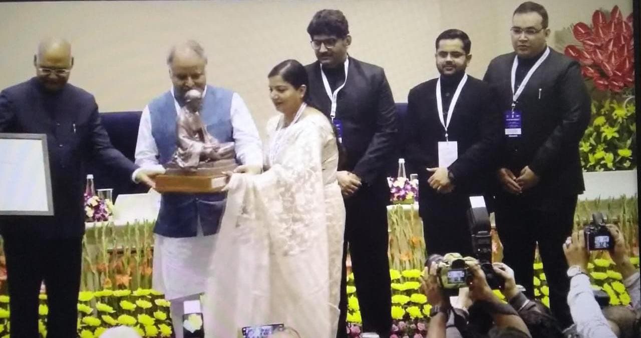 स्वच्छता सर्वेक्षण 2021 में पीएम मोदी के संसदीय क्षेत्र वाराणसी को मिला ये अवार्ड, देखें