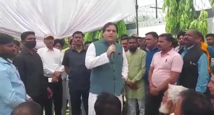 Bareilly News: वरुण गांधी के निशाने पर मोदी सरकार, बोले- रोजगार के मुद्दे पर होगी अगली लड़ाई