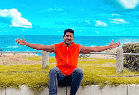 Khatron Ke Khiladi 11 के कंटेस्टेंट वरुण सूद हुए चोटिल, स्टंट सीन के दौरान हाथ पर लगी चोट