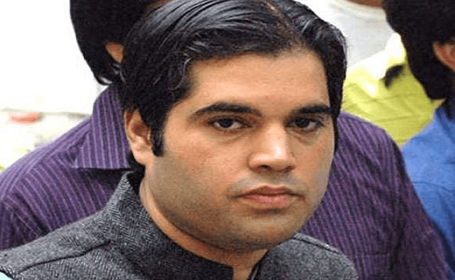 वरूण गांधी ने नयी किताब में खुद को बताया ‘‘मध्य-वाम मार्गी'' बोले- नैसर्गिक रूप से वह ‘‘दक्षिणपंथी'' नहीं