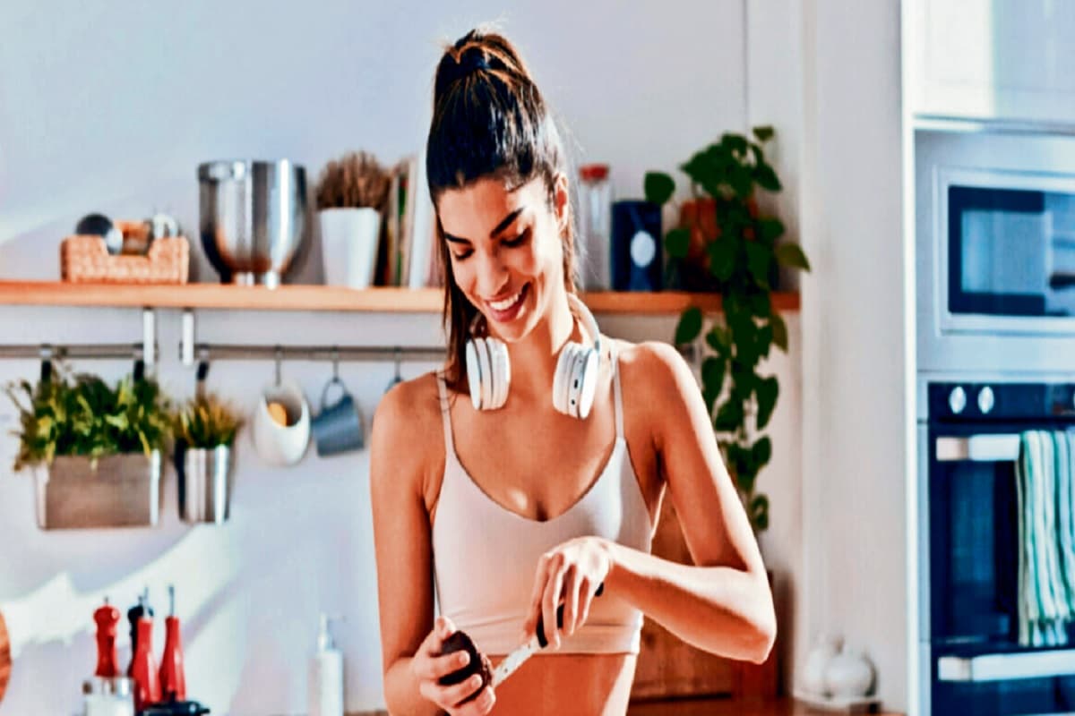 Vegan Diet: देशभर में बढ़ा वीगन डाइट का ट्रेंड, जानिए इसके फायदे और नुकसान