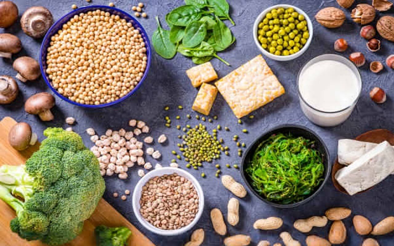 Protein Deficiency: प्रोटीन की कमी सेहत के लिए है खतरनाक, हो सकते हैं ये नुकसान