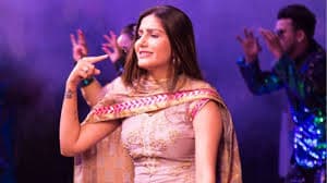 'बाबू तेरा लाडला जवान हो लिया' पर सपना चौधरी ने किया गदर डांस, सोशल मीडिया पर खूब देखा जा रहा ये VIDEO