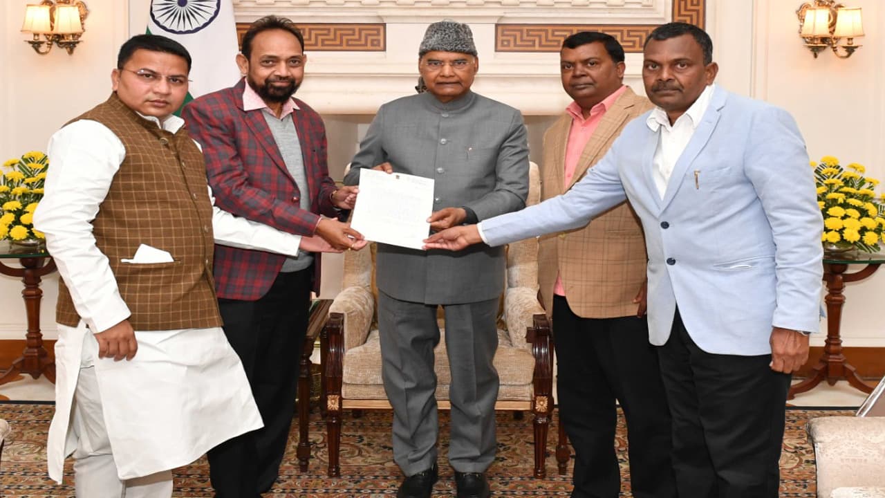 माझी और मल जाति को SC और पुरान को ST में शामिल करने को लेकर राष्ट्रपति से मिले बीजेपी सांसद व विधायक