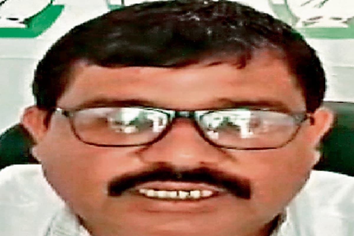 तिलेश्वर साहू हत्याकांड के अभियुक्त विनोद यादव को उम्र कैद की सजा, 10 हजार रुपये का जुर्माना भी लगा