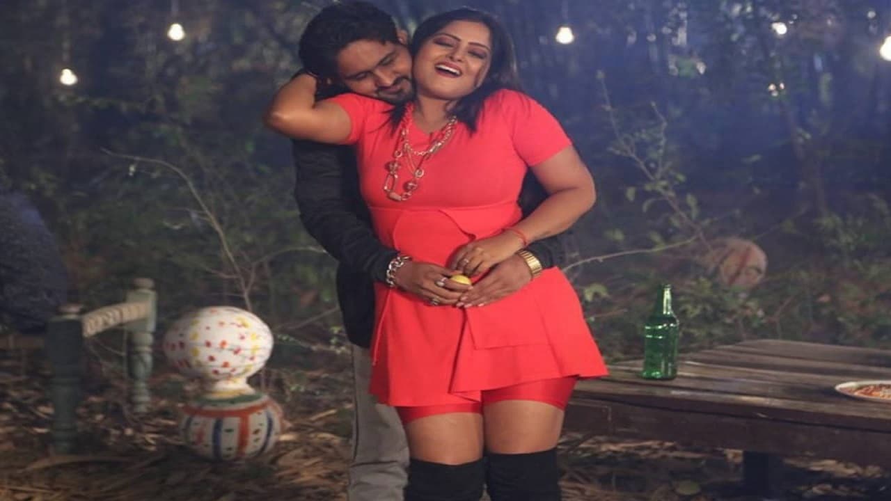 भोजपुरी हॉट हिरोइन के साथ रोमांस कर चुका ठग गिरफ्तार, एक्टर विनोद यादव ने 600 छात्रों को लगाया चूना