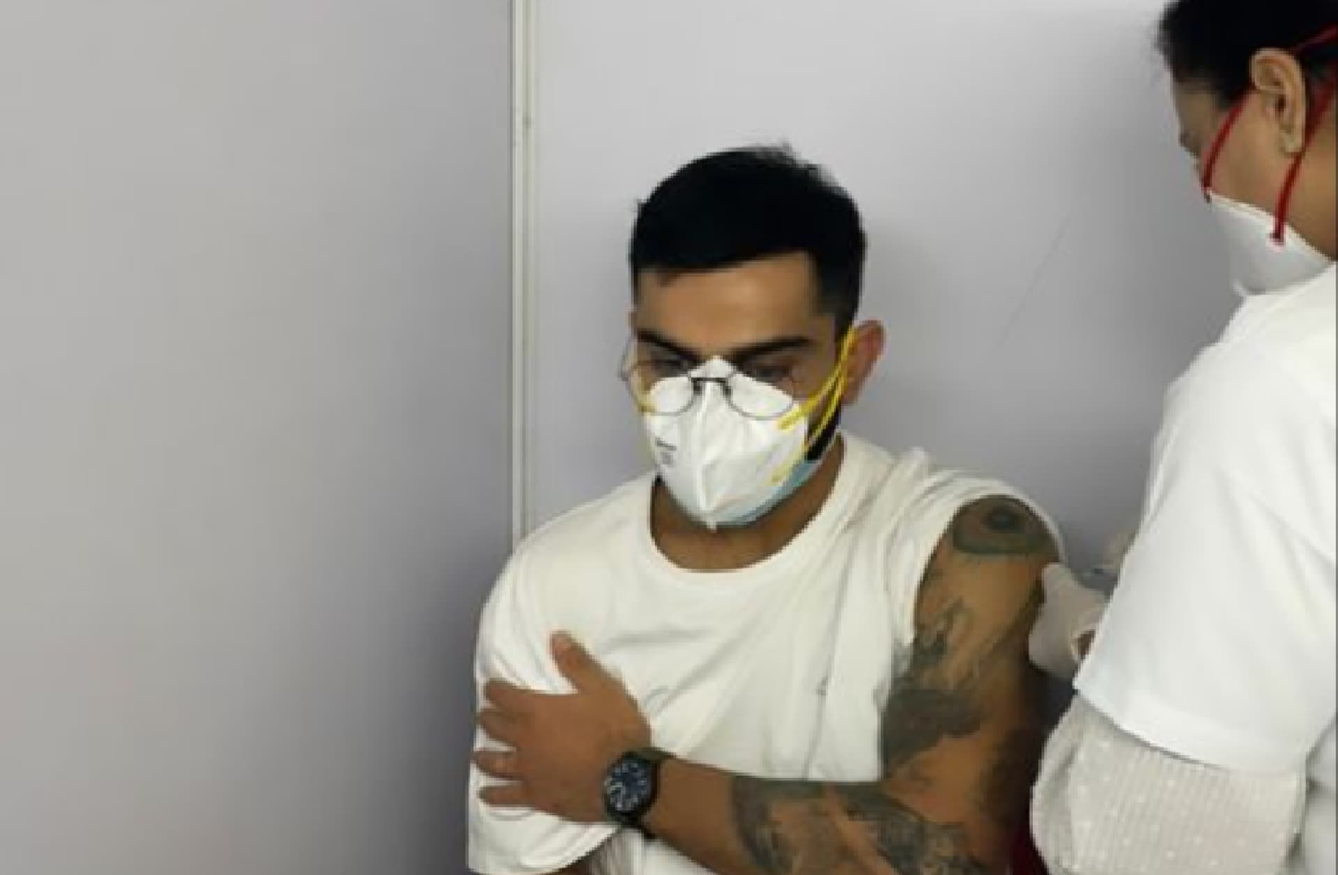IPL 2021 से पहले कई खिलाड़ियों ने Vaccine लेने से कर दिया था इनकार, मन में थी इस बात की आशंका, रिपोर्ट में हुआ बड़ा खुलासा