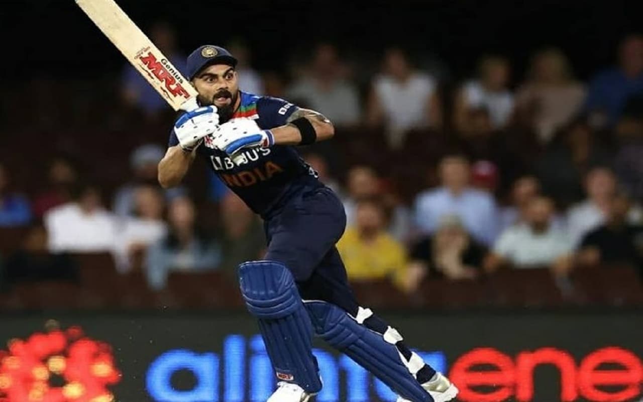 IND vs SA: राष्ट्रगान के समय विराट कोहली ने कर दी ऐसी हरकत, नाराज फैन्स ने की BCCI से कार्रवाई की मांग