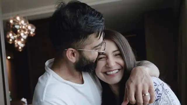 Virat Kohli: विराट कोहली दूसरी बार बने पापा, अनुष्का शर्मा ने बेटे को दिया जन्म
