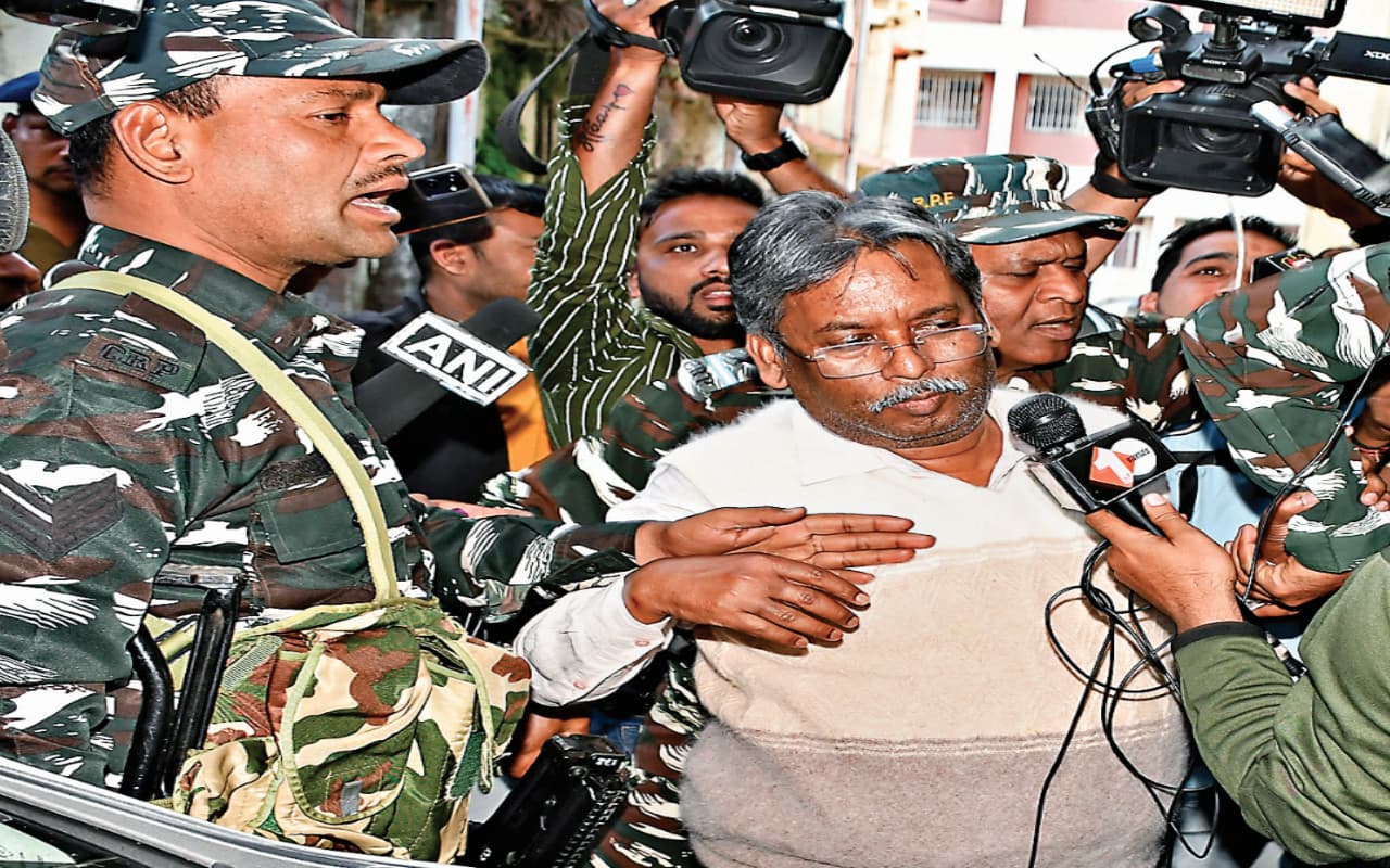 झारखंड : बीरेंद्र राम के कॉल रिकॉर्ड की जांच में हुआ खुलासा, टेंडर मैनेज के लिए फोन करनेवालों में कई IAS शामिल