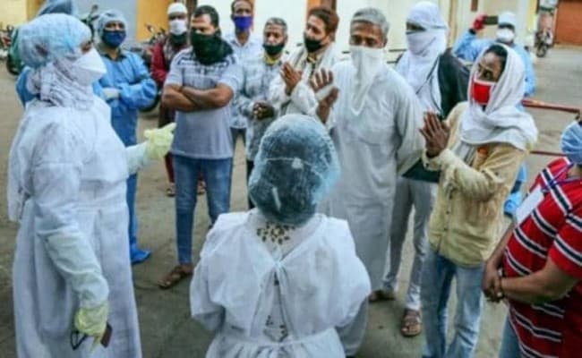 महाराष्ट्र में एक दिन में रिकॉर्ड 2940 मामले, कुल मरीजों की संख्या 44,582