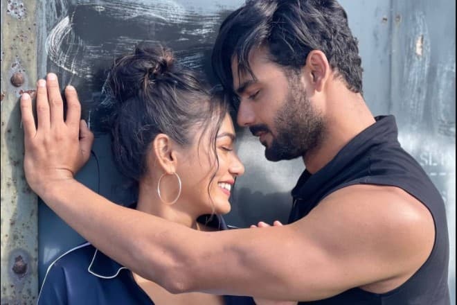 Sana Makbul को डेट कर रहे हैं Vishal Aditya Singh? एक्टर बोले दुनिया वालों जलो मत...