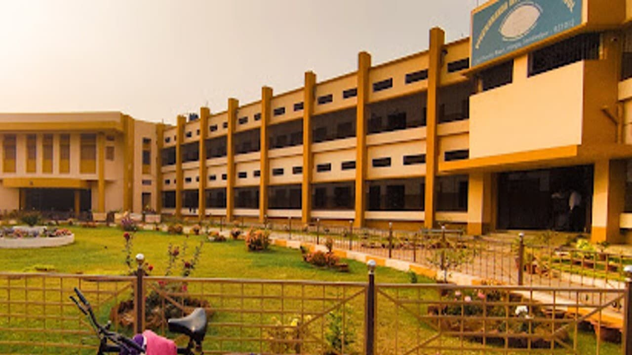 जमशेदपुर के विवेकानंद इंटरनेशनल स्कूल से निष्काषित छात्रों के अभिभावकों ने शिक्षकों को पीटा