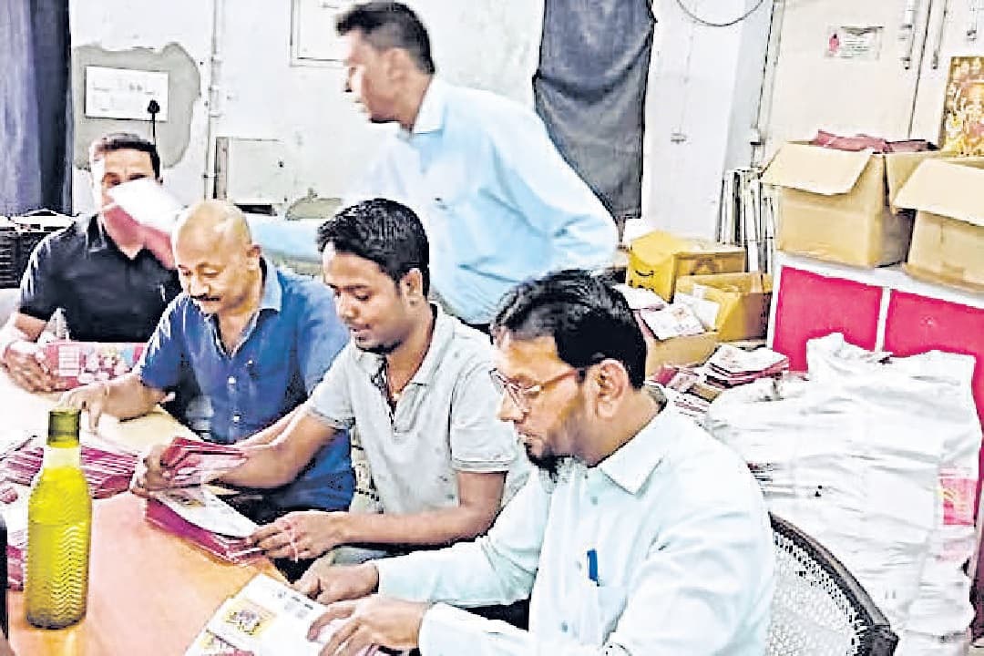 अब घर बैठे मंगवा सकेंगे फोटोयुक्त वोटर आइकार्ड, स्पीड पोस्ट से अब घर-घर पहुंचाएगा डाक विभाग