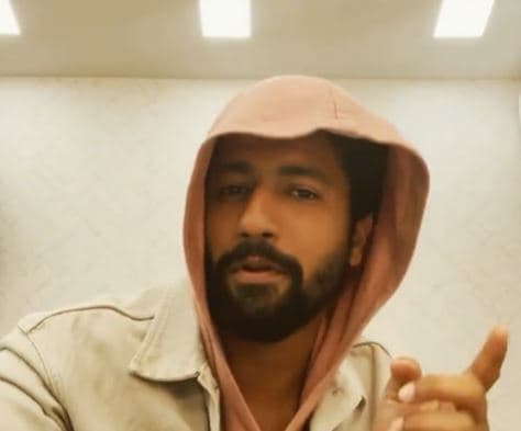 विक्की कौशल के रैप वीडियो से इंप्रेस हुई दीपिका पादुकोण, ऋतिक रोशन ने कर दिया ये कमेंट