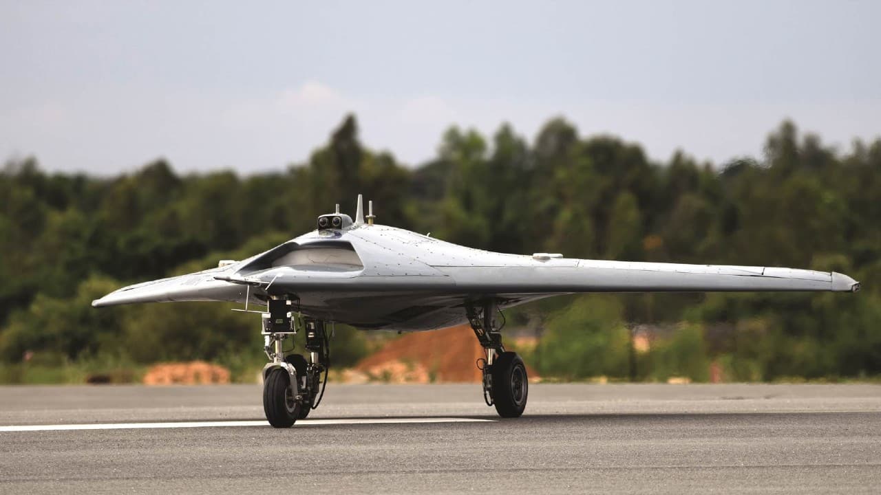 DRDO: रक्षा क्षेत्र में आत्मनिर्भर हो रहा भारत, डीआरडीओ को मानव रहित विमान की पहली उड़ान में मिली सफलता