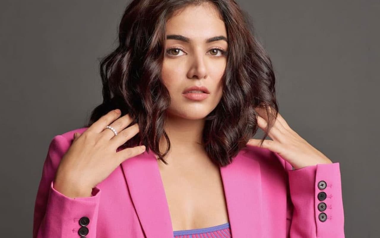 Exclusive: शाहरुख खान की जासूसी करना चाहती हूं...जानिये अभिनेत्री वामिका गब्बी ने ऐसा क्यों कहा