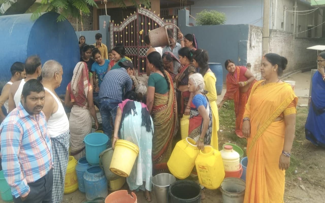 झारखंड: गहराया पेयजल संकट, ड्राई जोन में पानी के लिए मारामारी, वार्ड पार्षदों ने नगर निगम से की ये मांग
