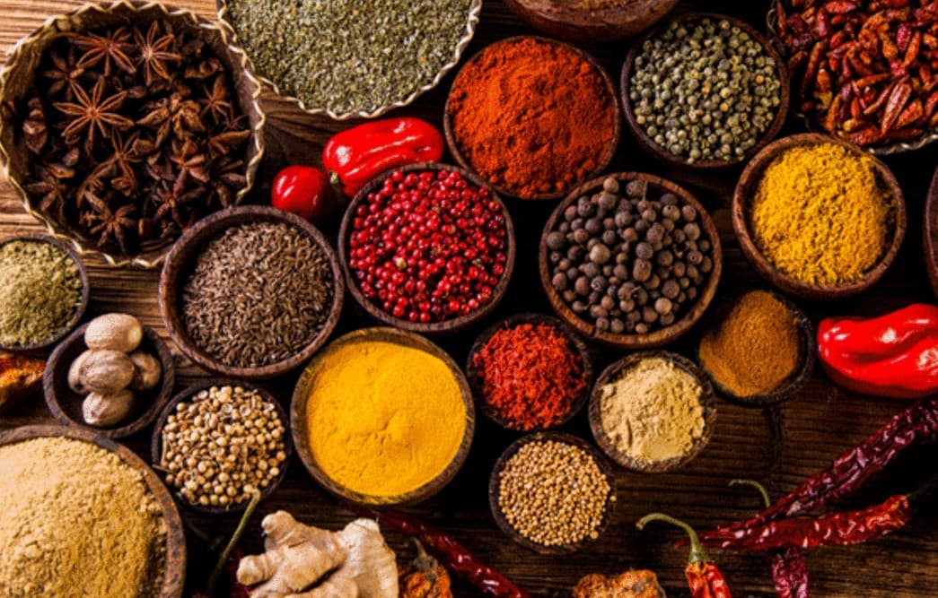 सावधान ! कहीं आप भी तो नहीं हैं मिलावटी मसालों के शिकार, जानिए कैसे होती है इनकी शुद्धता की पहचान