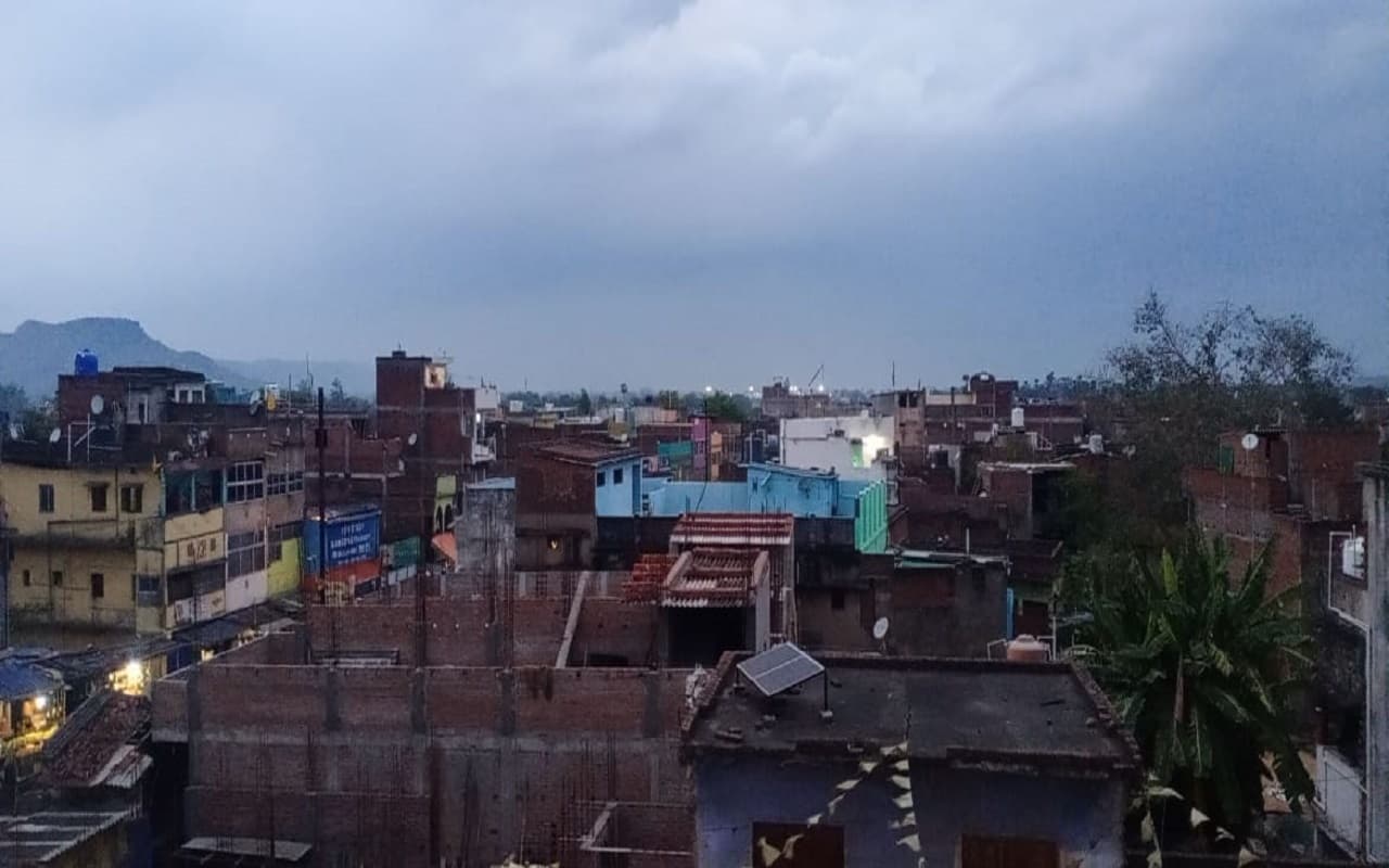 Jharkhand Weather Forecast: झारखंड में कब तक रहेगा ऐसा मौसम? येलो अलर्ट जारी, वज्रपात से 1 महिला की मौत Jharkhand Weather Forecast: झारखंड में कब तक रहेगा ऐसा मौसम? येलो अलर्ट जारी, वज्रपात से 1 महिला की मौत