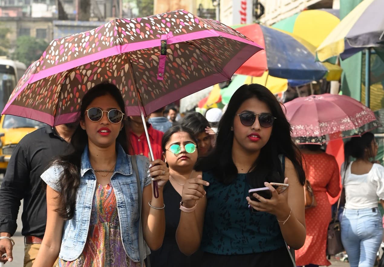 रांची में गर्मी से हाल बेहाल, चपेट में ना आने के लिए अपनाए ये तरीका, पढ़ें डॉक्टर की राय
