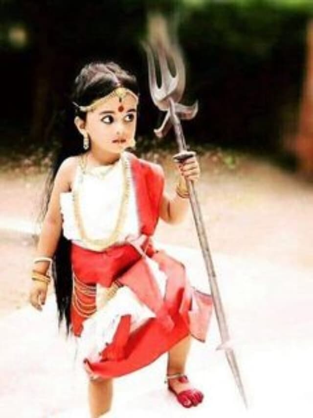 Navratri Kanya Pujan 2023: कन्या पूजन में रखें इन बातों का ख्याल, जानिए क्या हैं 5 क्रियाएं