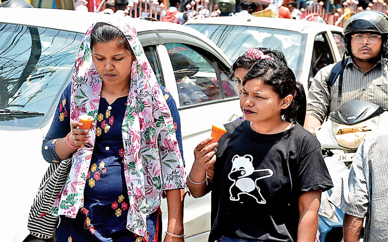 रांची का पारा 40 डिग्री के पार, बढ़ती गर्मी में खुद को ऐसे रखें कूल, मौसमी फल और पेय पदार्थ का करें सेवन