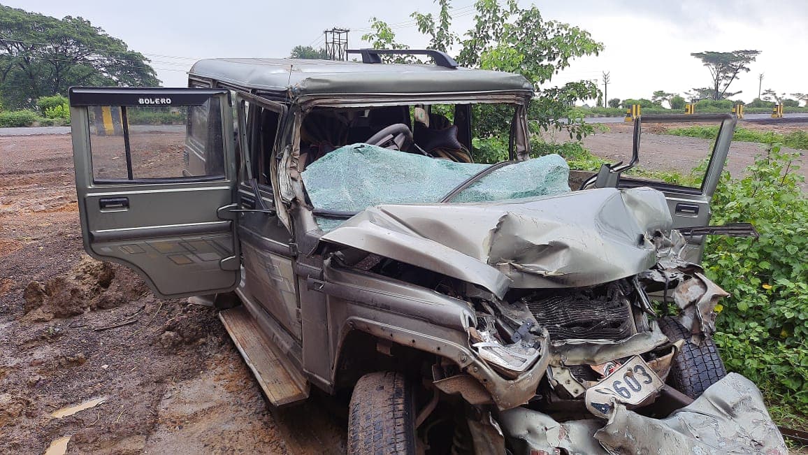 पानागढ़ : बुदबुद में भीषण सड़क दुर्घटना, दो की मौत, दो की हालत गंभीर