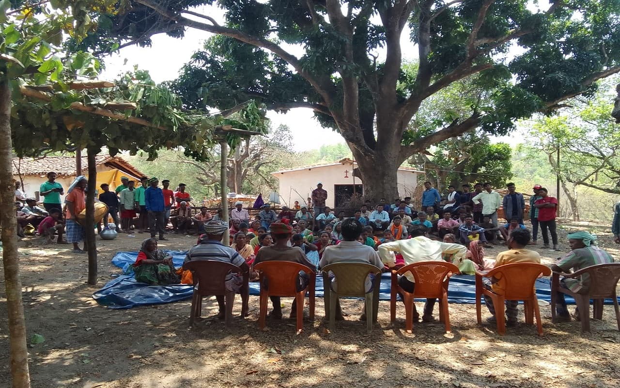 झारखंड के इन 10 गांवों के ग्रामीणों ने आखिर क्यों लोकसभा चुनाव का बहिष्कार करने का बनाया है मन?