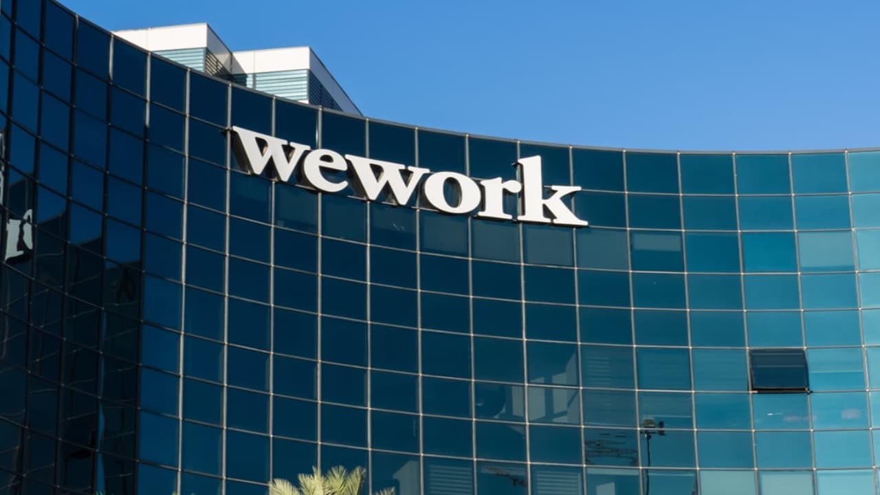 WeWork: वॉल स्ट्रीट की बड़ी कंपनियों में शामिल होगी दिवाला, जापानी कंपनी SoftBank ने किया था अरबों का निवेश