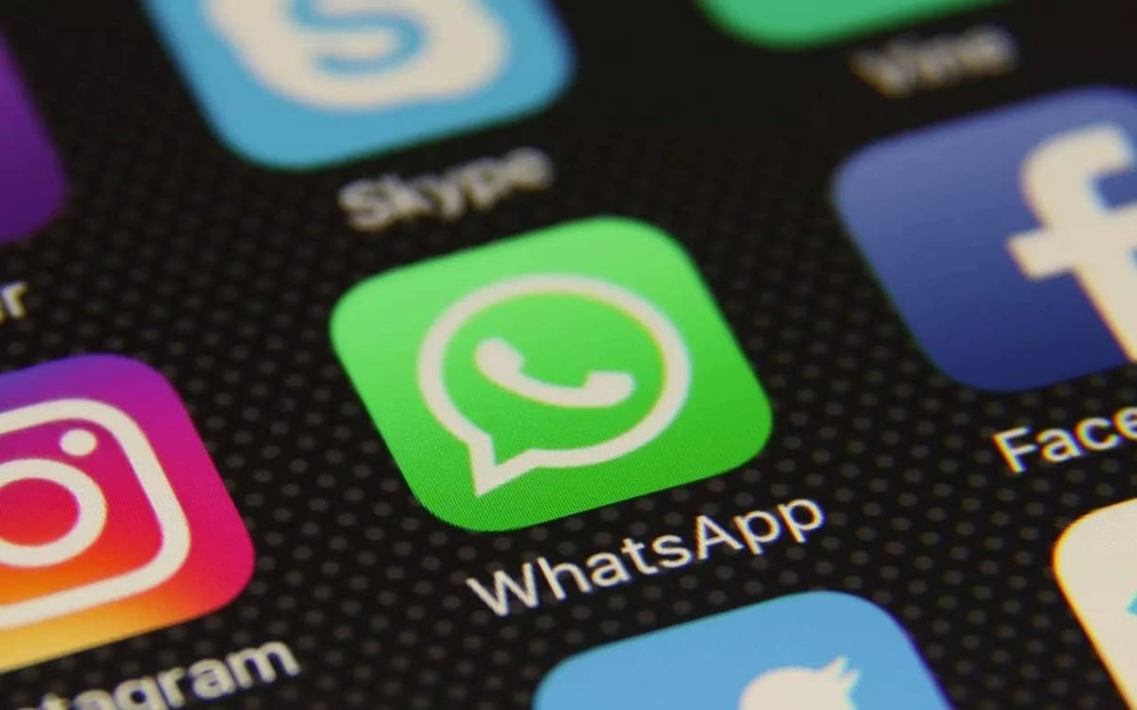 WhatsApp ने लॉन्च किया कम्युनिटी फीचर, अब एक साथ जोड़ पाएंगे 50 ग्रुप्स WhatsApp ने लॉन्च किया कम्युनिटी फीचर, अब एक साथ जोड़ पाएंगे 50 ग्रुप्स