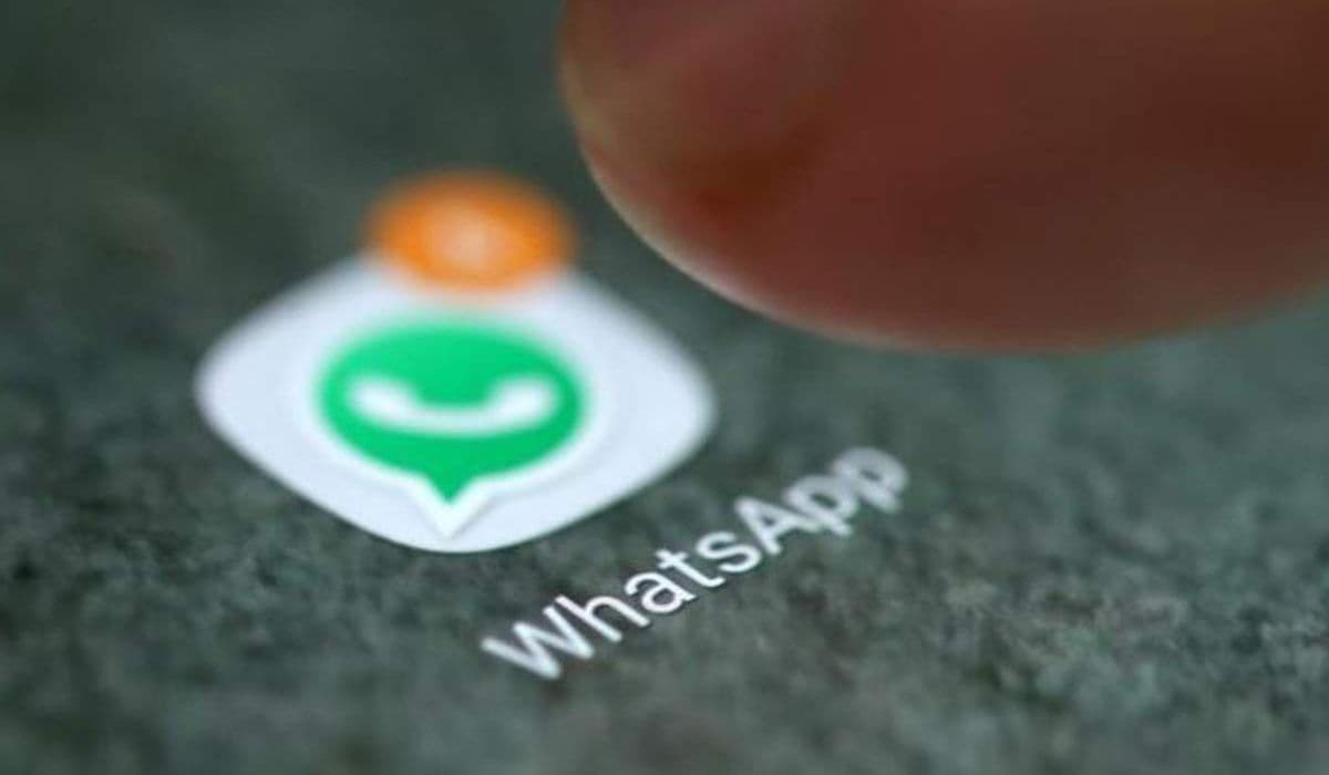 ALERT: अगर नहीं किया यह काम, तो कभी नहीं चला पाएंगे WhatsApp! 18 लाख अकाउंट्स BAN ALERT: अगर नहीं किया यह काम, तो कभी नहीं चला पाएंगे WhatsApp! 18 लाख अकाउंट्स BAN