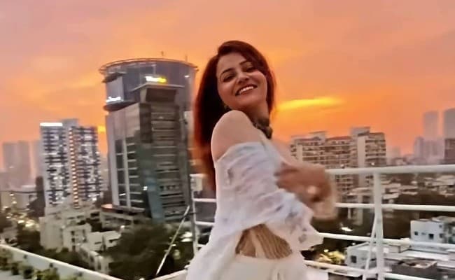 Bigg Boss फेम Rubina Dilaik ने अपनी डांसिंग से लूटा फैंस का दिल, हॉट पैंट में दिखा एक्ट्रेस का ग्लैमरस लुक