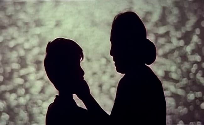 मां, मैं जल्द आऊंगा