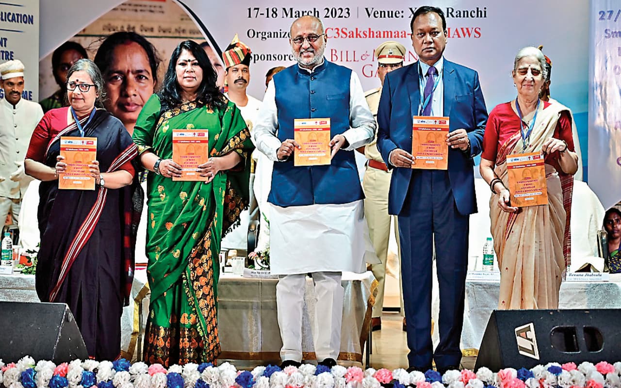 महिलाएं रोजगार क्षेत्र से जुड़ें, तो देश का विकास संभव : राज्यपाल सीपी राधाकृष्णन