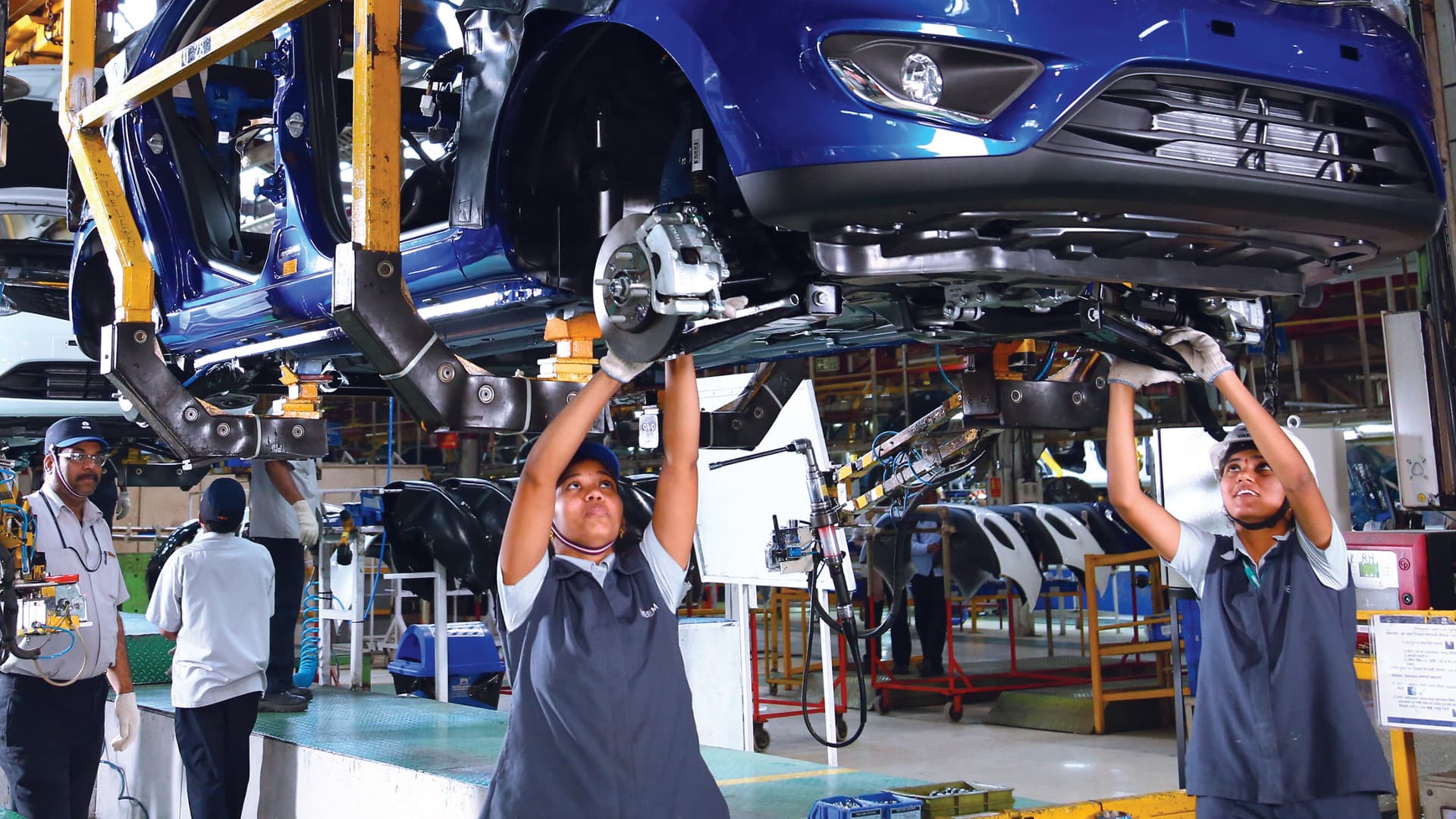भारत के Manufacturing Sector में आयी बड़ी गिरावट, PMI 18 महीने के निचले स्तर पर पहुंचा