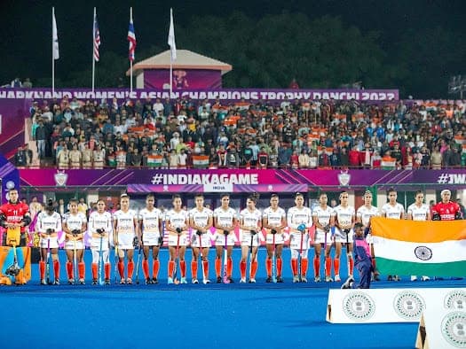 झारखंड वीमेंस एशियन चैंपियंस ट्रॉफी : रांची के मरांग गोमके हॉकी स्टेडियम में बढ़ने लगी खुमारी, खूब हो रही भीड़