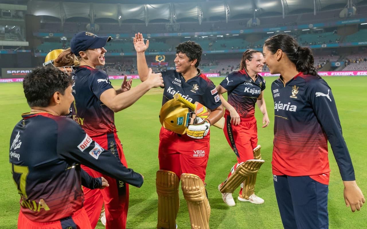 WPL 2023: ‘कनिका 360 डिग्री खिलाड़ी हैं’, यूपी वॉरियर्स पर RCB की जीत के बाद कप्तान मंधाना ने दिया बयान