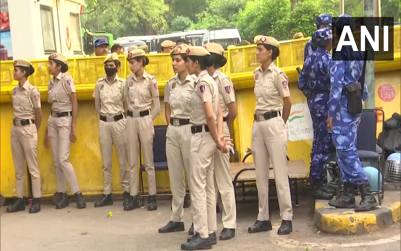 Mahapanchayat: हरियाणा में किसानों की धड़पकड़, टिकरी बॉर्डर सील करने की तैयारी