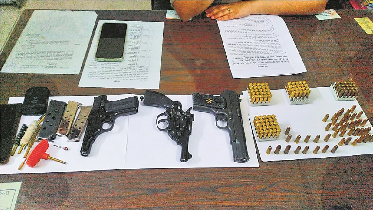 पटना पुलिस की कार्रवाई, हथियार और कारतूस के साथ तस्कर गिरफ्तार, लूट की थी योजना