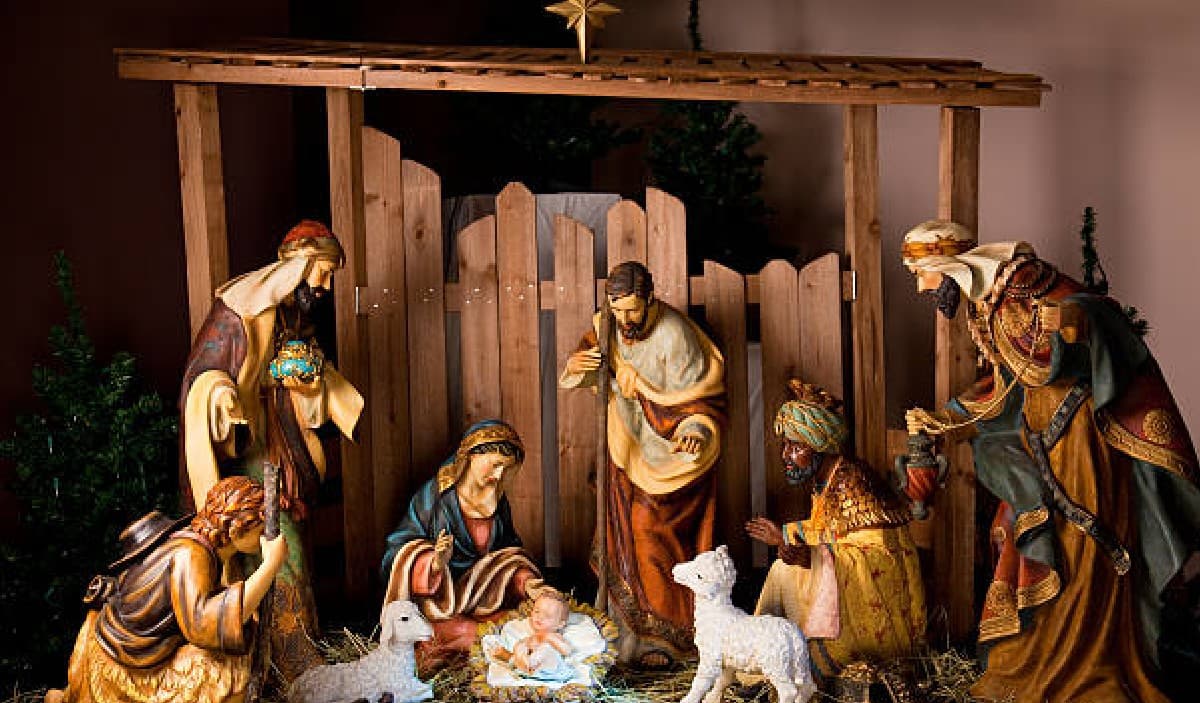 Christmas 2021: यीशु के जन्मदिवस को क्रिसमस के रूप में मनाते हैं, जानें यीशु के जन्म की कहानी